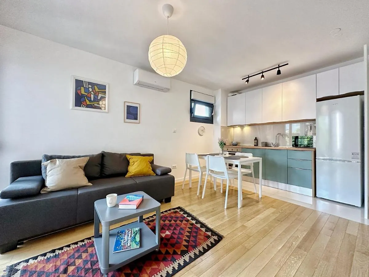 Grandpa'S Tree - Private Garage Apartment Split Croatia